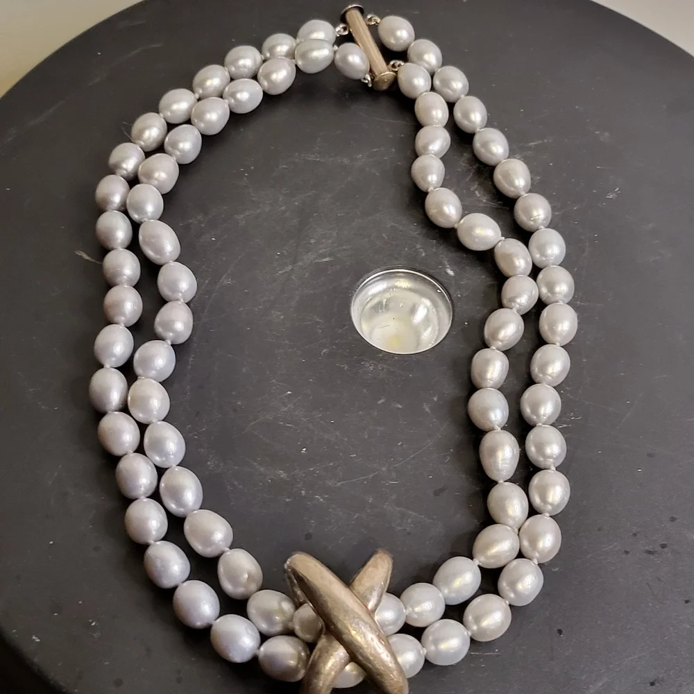 Vintage Genuine Pearl Necklace w/ 925 Sterling Silver Clasp 17" - Picture 6 of 13